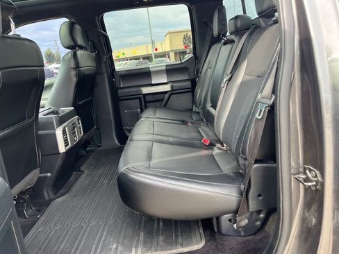 Used 2015 Ford F150 Lariat w/ Equipment Group 502A Luxury AWD/4WD image 15