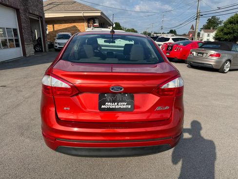 Used 2019 Ford Fiesta SE FWD image 12