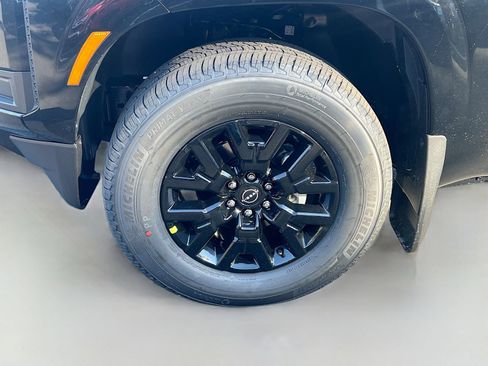 New 2026 Nissan Frontier SV image 31