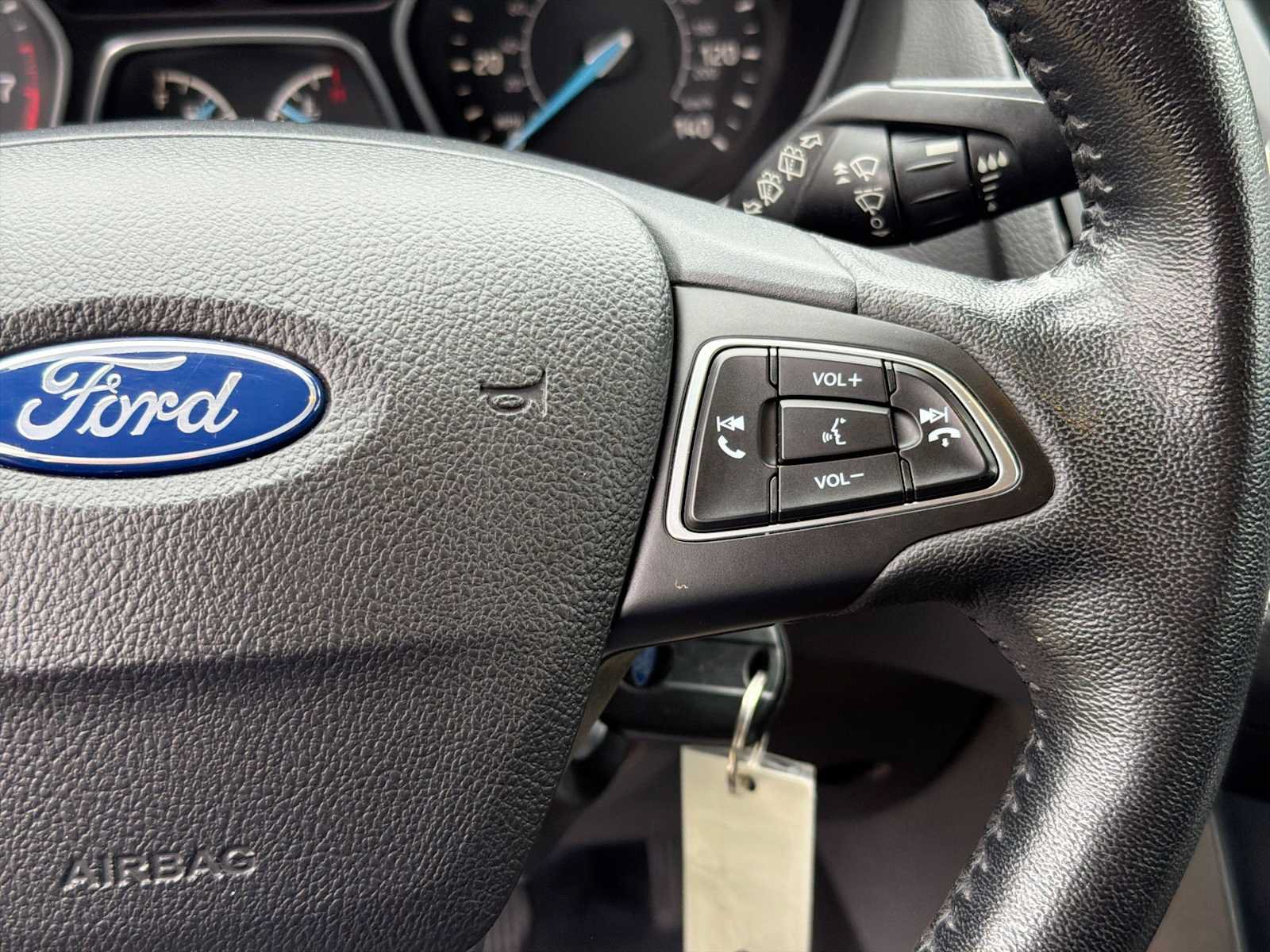 Used 2016 Ford Focus SE w/ Equipment Group 201A FWD image 21