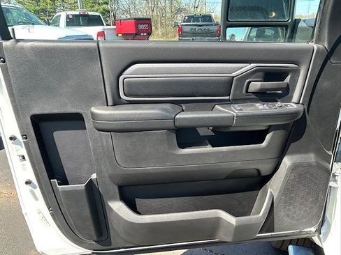 New 2024 RAM 5500 Tradesman image 9