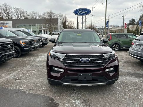 Certified 2022 Ford Explorer XLT w/ Equipment Group 202A image 2