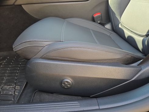 New 2025 Mercedes-Benz C 300 C 300 image 17