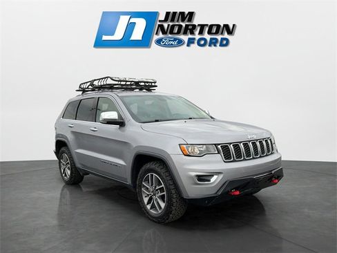 Used 2020 Jeep Grand Cherokee Limited image 1