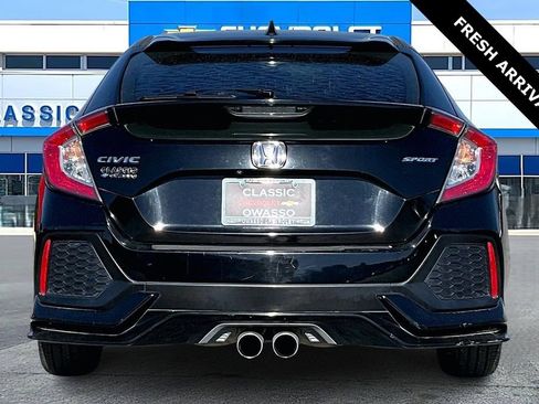 Used 2018 Honda Civic Sport image 6