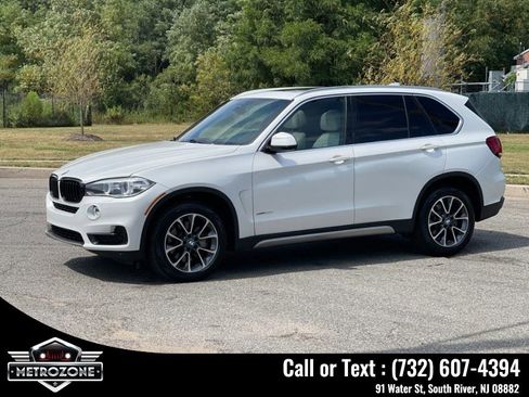 Used 2017 BMW X5 xDrive50i w/ Executive Package image 4
