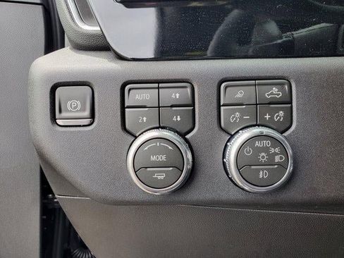 New 2026 GMC Sierra 1500 SLT w/ SLT Premium Plus Package AWD/4WD image 30