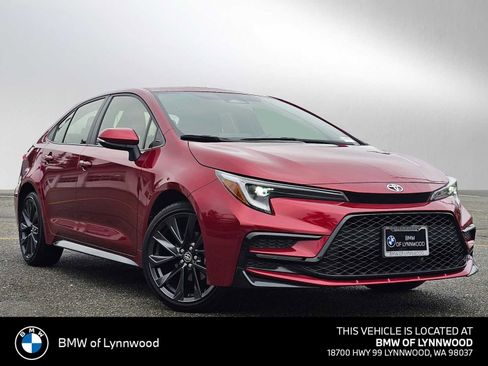 Used 2024 Toyota Corolla SE w/ SE Premium Package image 1