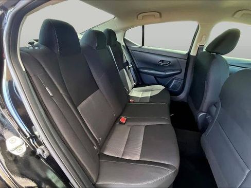 Certified 2024 Nissan Sentra SV FWD image 20