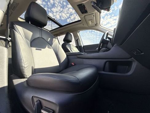 Used 2024 Toyota Grand Highlander XLE image 26