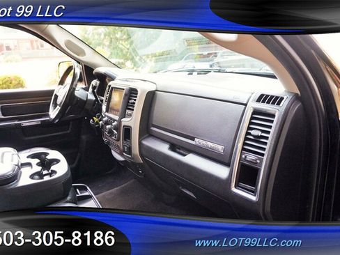 Used 2014 RAM 2500 Laramie w/ Black Appearance Group AWD/4WD image 17