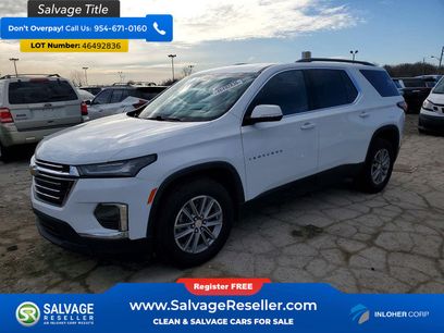 Used 2023 Chevrolet Traverse LT