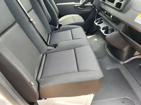 New 2025 Mercedes-Benz Sprinter 2500 image 10