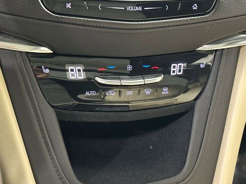 Used 2019 Cadillac XT5 Luxury image 28