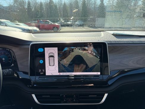 New 2026 Volkswagen Atlas SE image 19