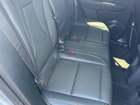 Used 2025 Buick Envision Preferred AWD/4WD image 26