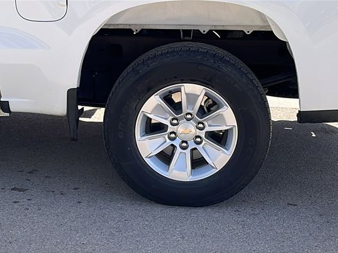 Used 2025 Chevrolet Silverado 1500 LT image 5