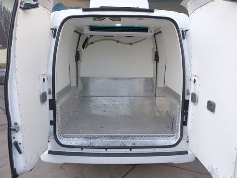 Used 2019 Nissan NV200 SV w/ Navigation Package image 3