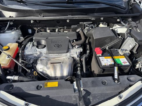 Used 2013 Toyota RAV4 Limited image 20