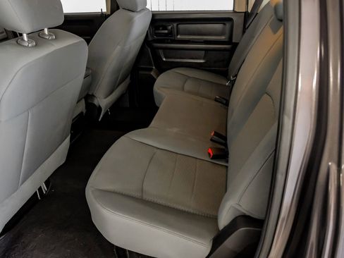 Used 2014 RAM 1500 Express image 36