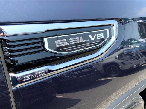 Used 2024 GMC Sierra 1500 Denali w/ Denali Reserve Package AWD/4WD image 9