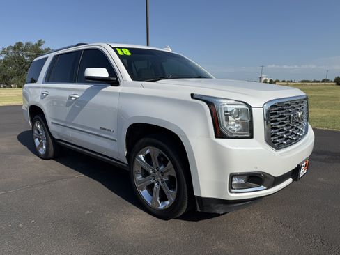 Used 2018 GMC Yukon Denali w/ Open Road Package AWD/4WD image 2