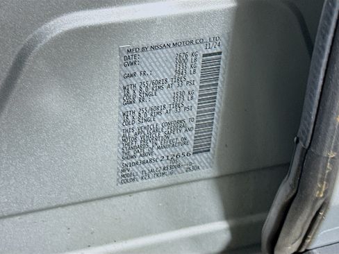 Used 2025 Nissan Pathfinder SV FWD image 12