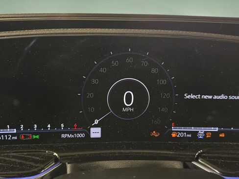 Used 2023 Cadillac Escalade Sport w/ LPO, ONYX Package image 15