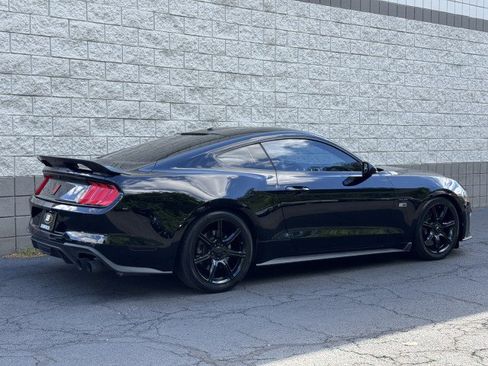 Used 2019 Ford Mustang GT w/ Black Accent Package RWD image 3