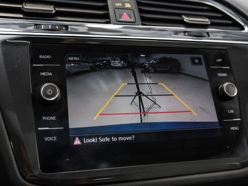 Used 2019 Volkswagen Tiguan SEL R-Line image 29