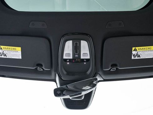 Used 2026 Volvo XC60 B5 Plus w/ Protection Package Premier AWD/4WD image 17