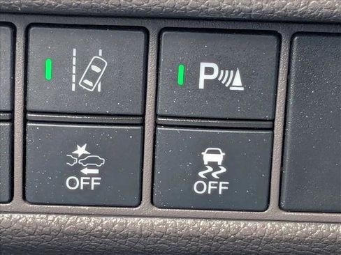 Used 2018 Honda Odyssey Elite image 7