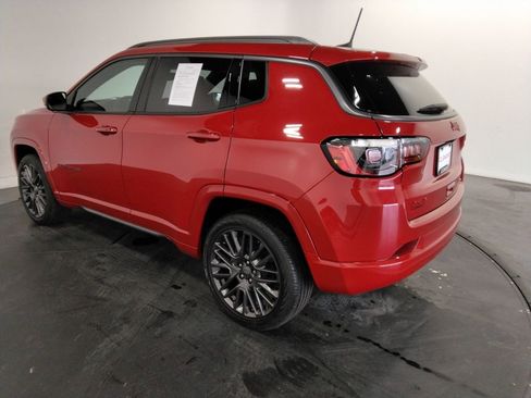 Used 2022 Jeep Compass Limited image 7
