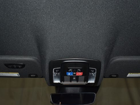 Used 2022 RAM 1500 Sport w/ Rebel Level 2 Equipment Group AWD/4WD image 31