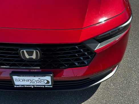Used 2023 Honda Accord EX image 5