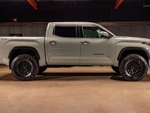 Used 2022 Toyota Tundra Limited w/ TRD Off-Road Package image 11