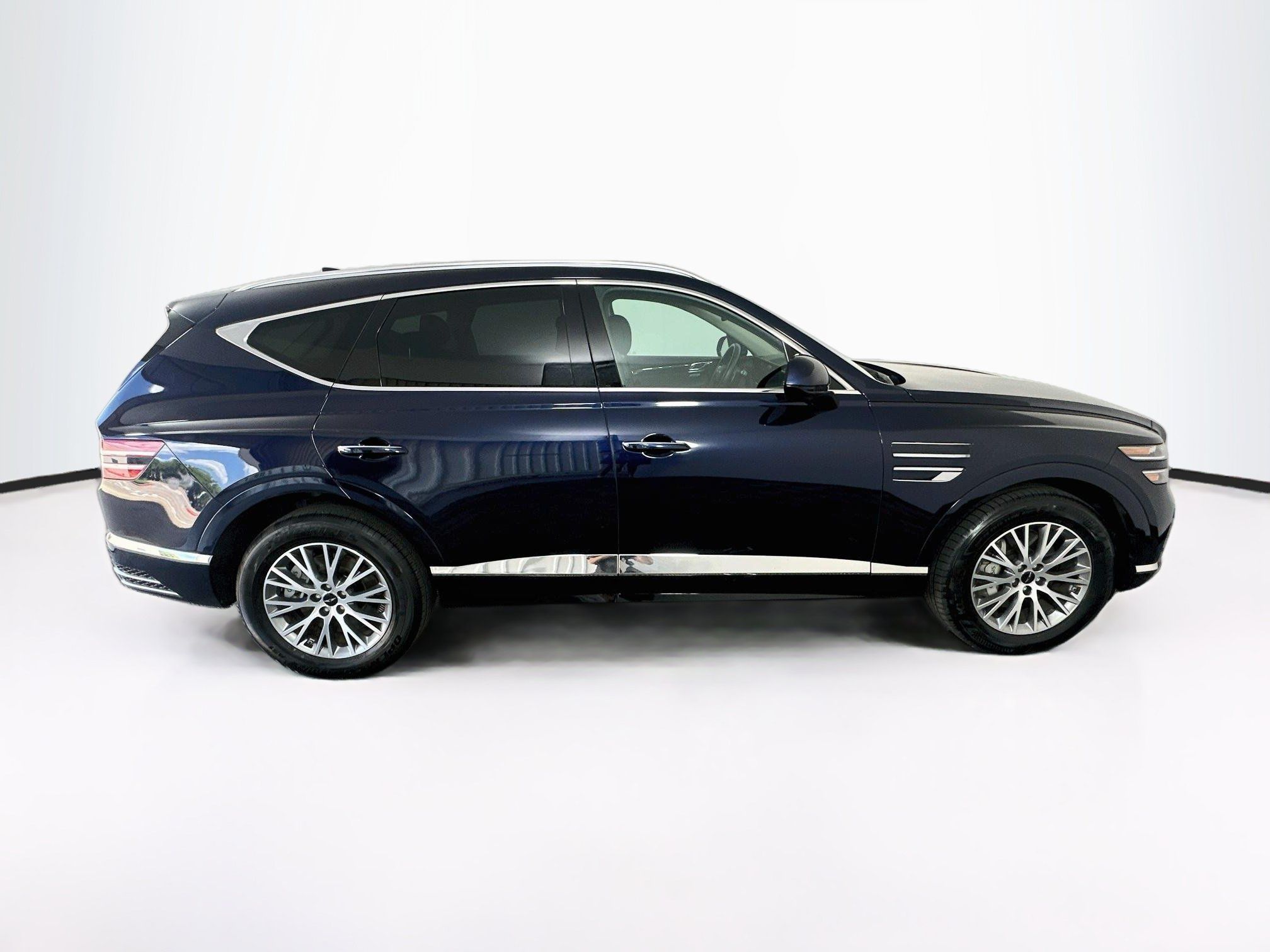Used 2025 Genesis GV80 2.5T Standard AWD/4WD image 10