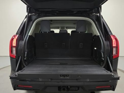 Used 2025 Ford Expedition Active RWD image 38