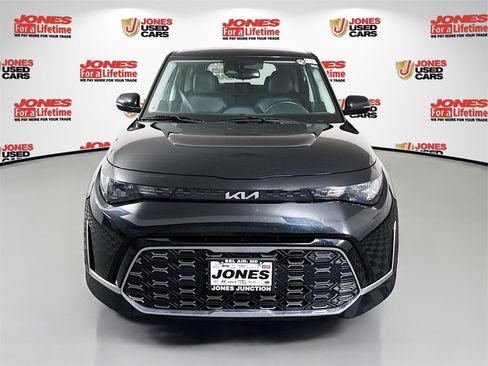 Used 2023 Kia Soul GT-Line image 12