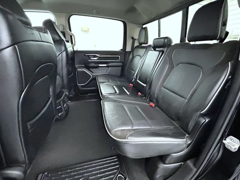 Used 2022 RAM 1500 Laramie AWD/4WD image 19
