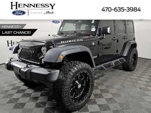 Used 2017 Jeep Wrangler Unlimited Rubicon w/ Connectivity Group AWD/4WD image 1