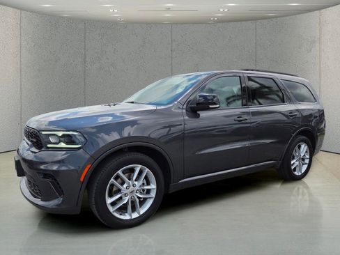 Used 2024 Dodge Durango GT RWD image 7