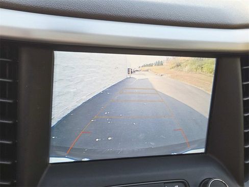 Used 2018 GMC Acadia SLT image 30