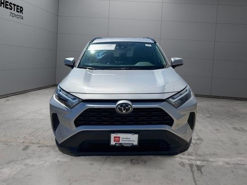 Certified 2025 Toyota RAV4 XLE AWD/4WD image 32