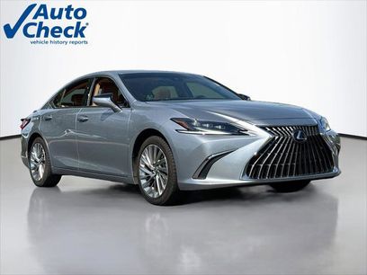 Certified 2023 Lexus ES 300h w/ Accessory Package (Z2)