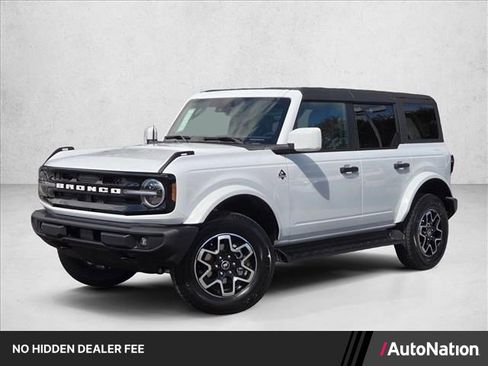 New 2026 Ford Bronco Outer Banks AWD/4WD image 1