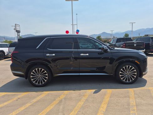 Used 2023 Hyundai Palisade Calligraphy AWD/4WD image 6