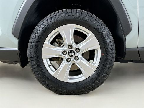 Used 2021 Toyota RAV4 XLE w/ Convenience Package AWD/4WD image 26