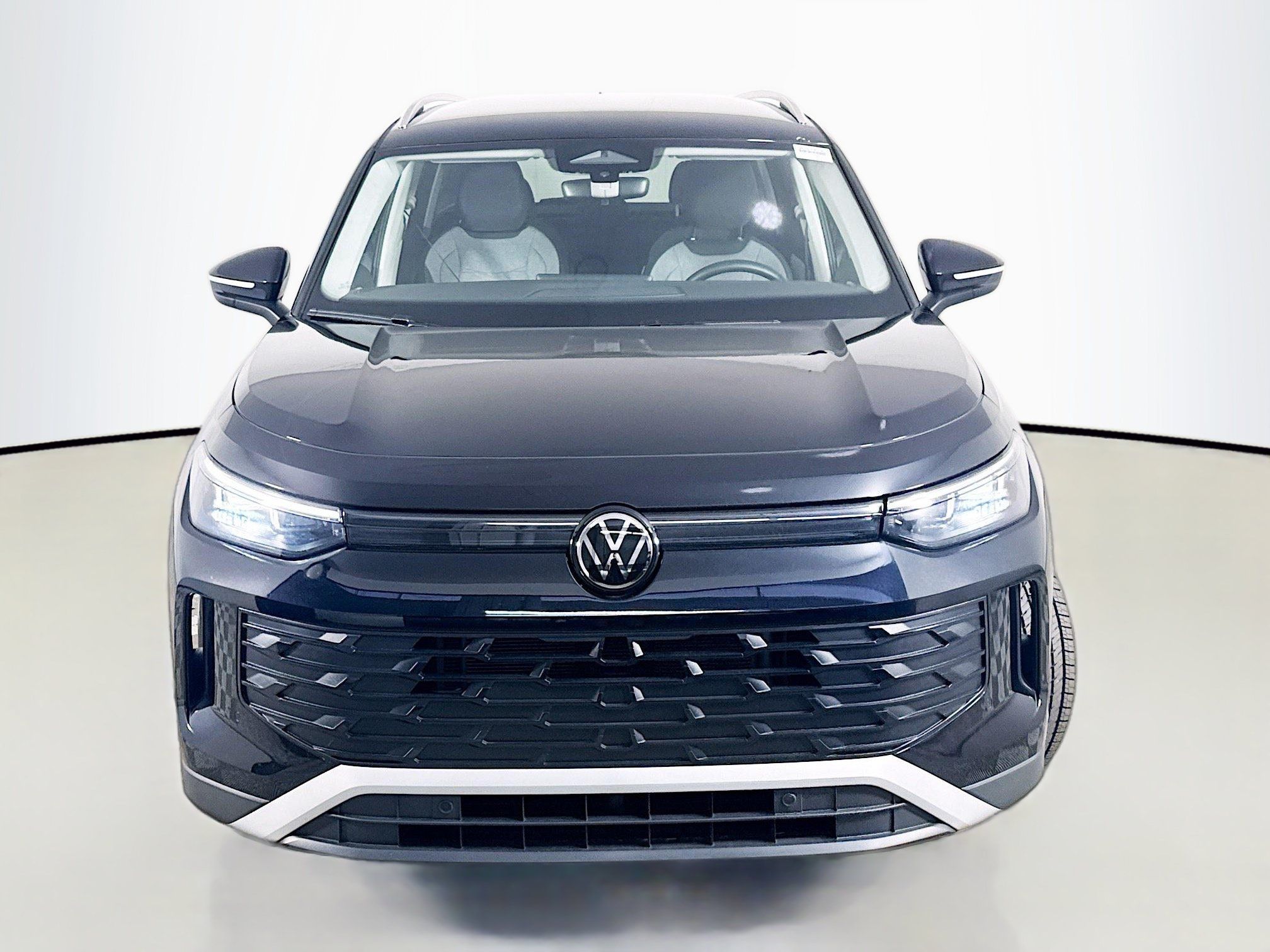 Used 2026 Volkswagen Tiguan S FWD image 2