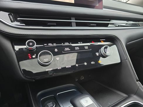 Used 2023 INFINITI QX60 Luxe image 30